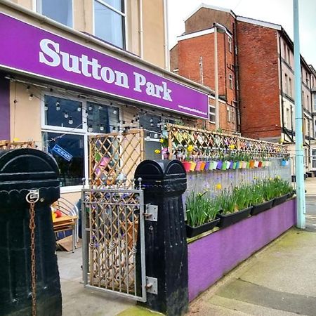 Sutton Park Guest House Blackpool Extérieur photo