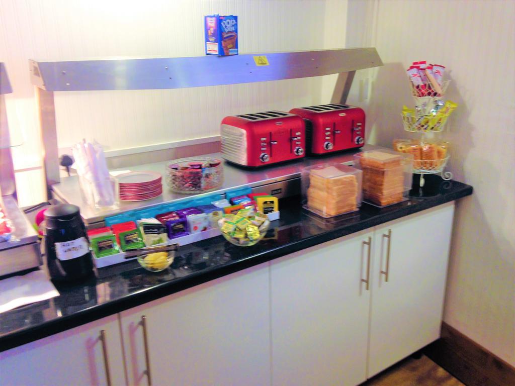 Sutton Park Guest House Blackpool Extérieur photo
