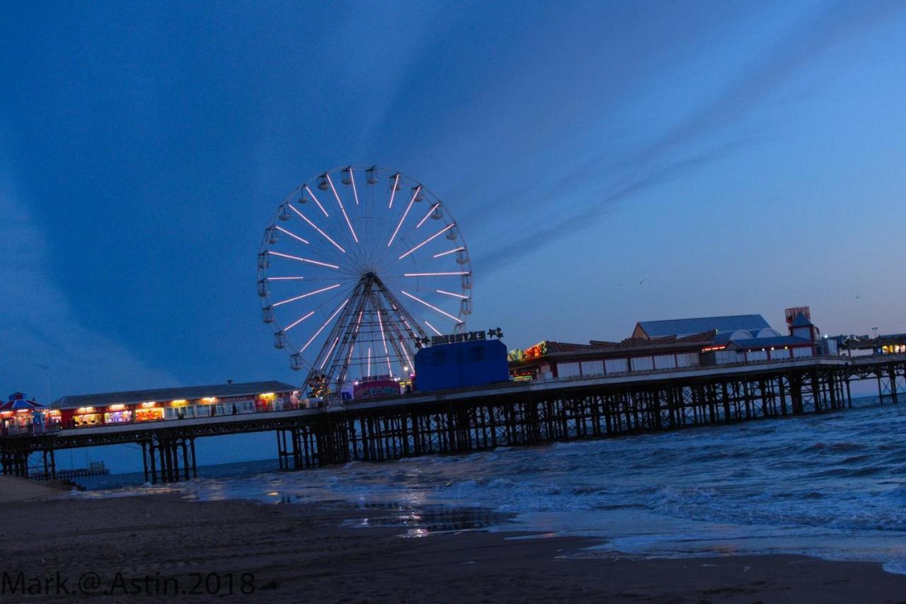 Sutton Park Guest House Blackpool Extérieur photo